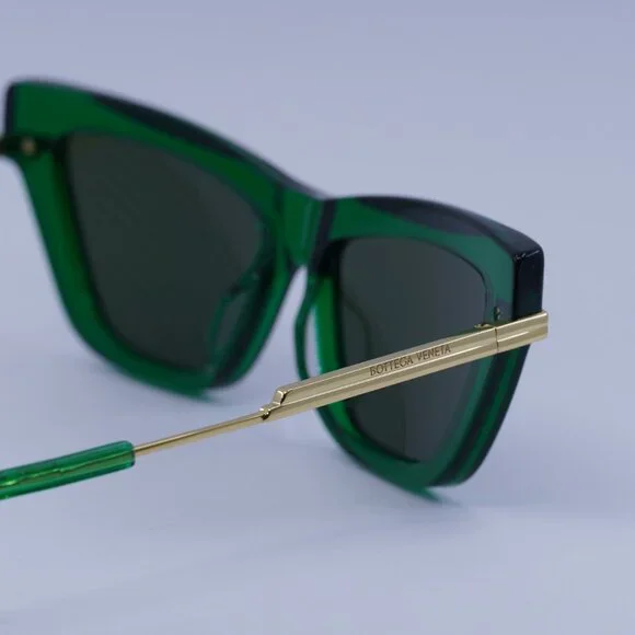 Bottega Veneta BV1241S 003 Sunglasses Green/Gold Cat Eye Frame, Green Lenses